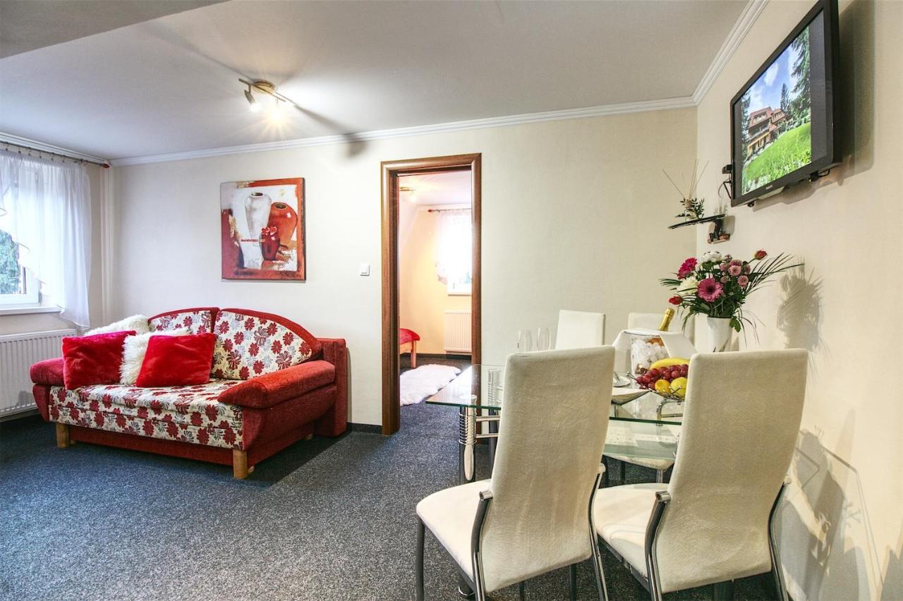 Apartmany Pacific 데마노브스카돌리나 외부 사진