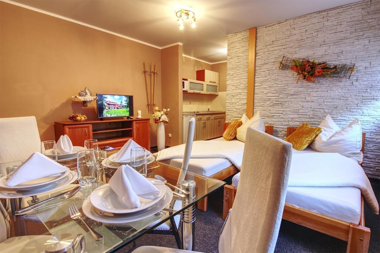 Apartmany Pacific 데마노브스카돌리나 외부 사진
