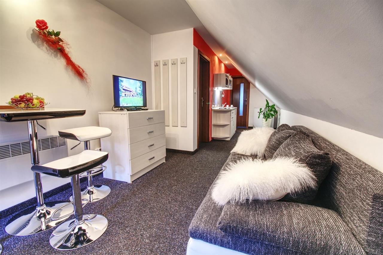 Apartmany Pacific 데마노브스카돌리나 외부 사진